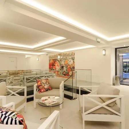 Angel Apartment *
